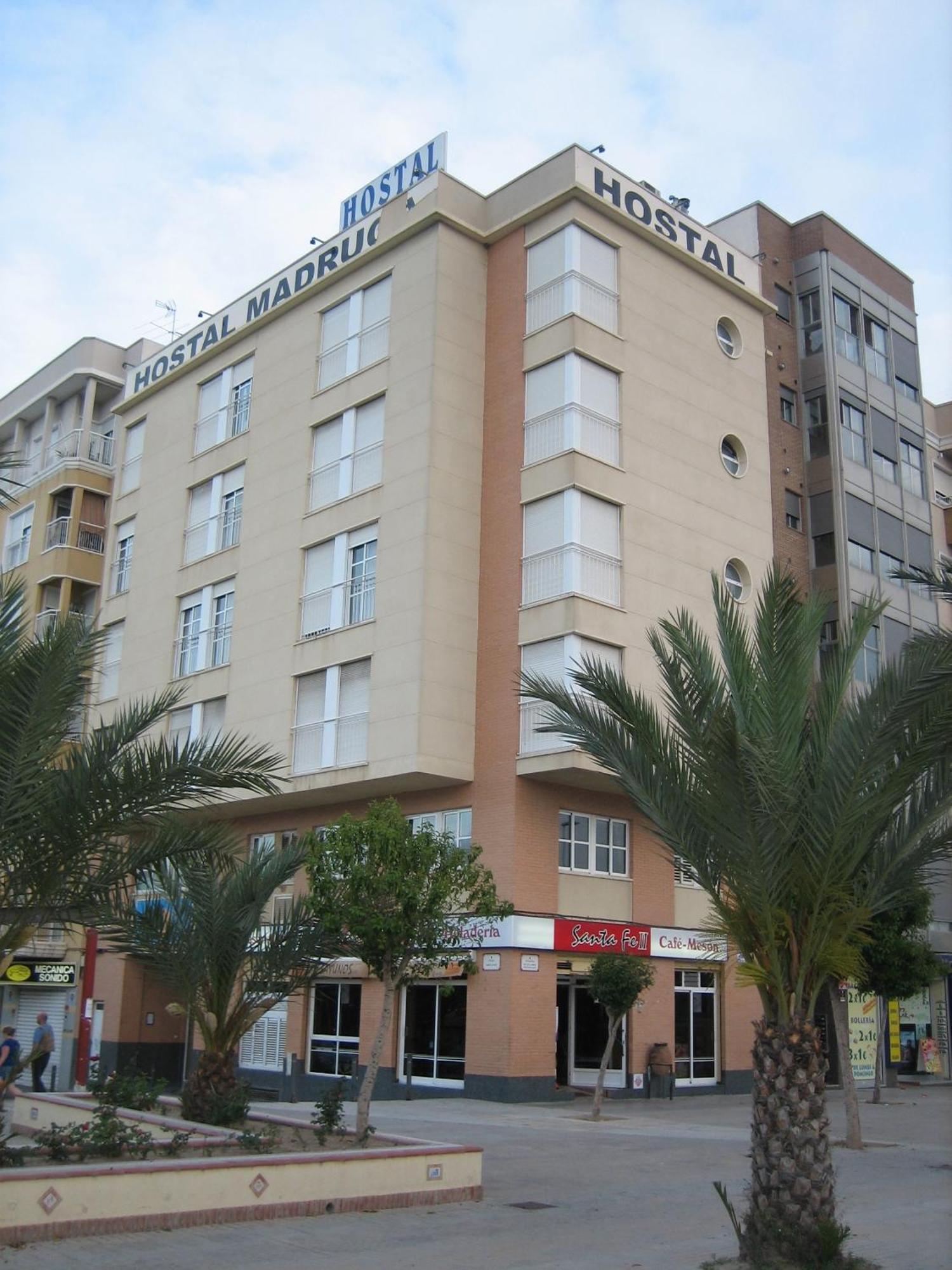 Hostal Madruga Elx Esterno foto